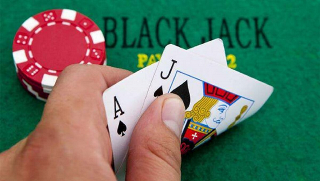 Chơi nhiều hand trong một ván blackjack